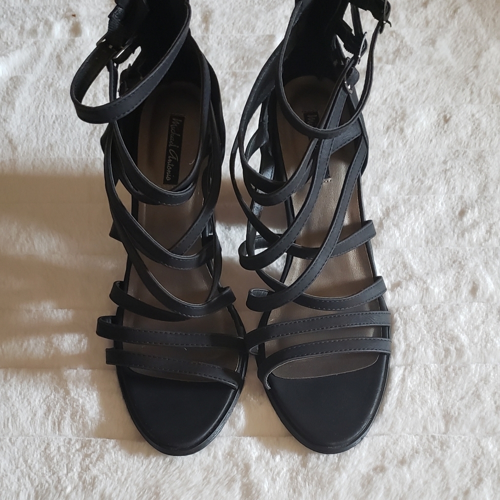 Michael Antonio Strappy Sandal Heels NWT